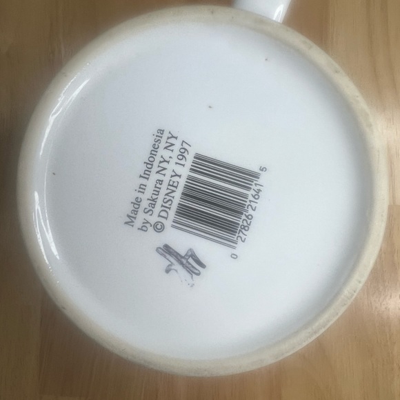 VTG 1997 Sakura Disney Winnie The Pooh Coffee Mug with Piglet  Eeyore & Tigger - Picture 4 of 5